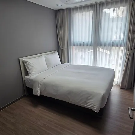 Sollago Myeongdong Hotel & Residence Seoul Exterior photo