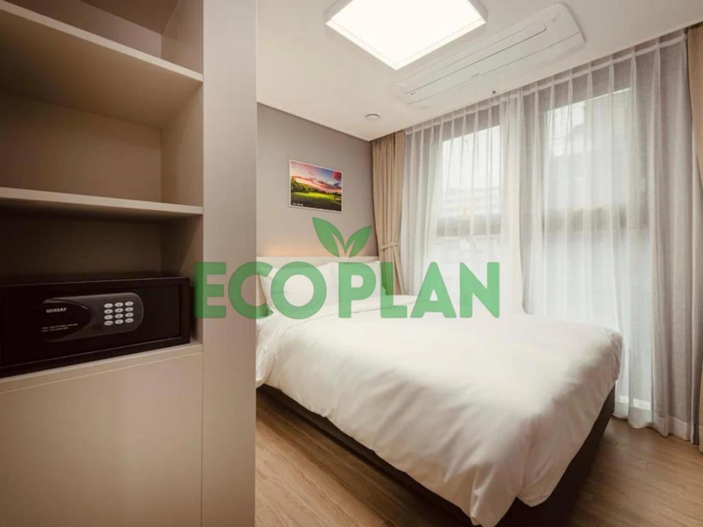 Sollago Myeongdong &