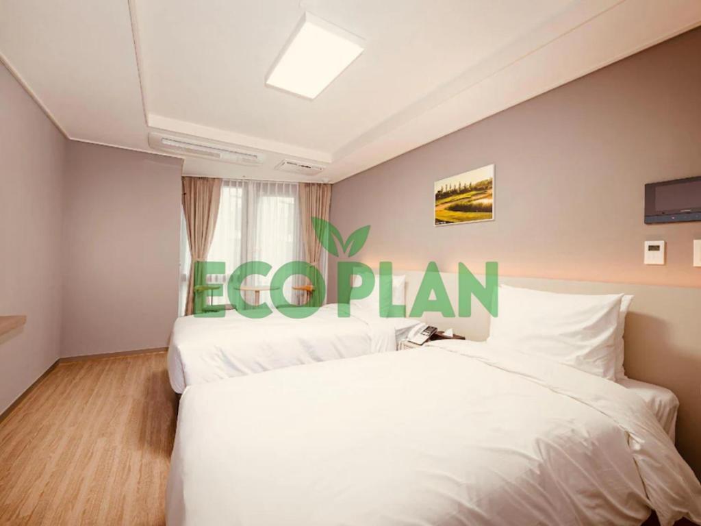 โรงแรม Sollago Myeongdong & 4*