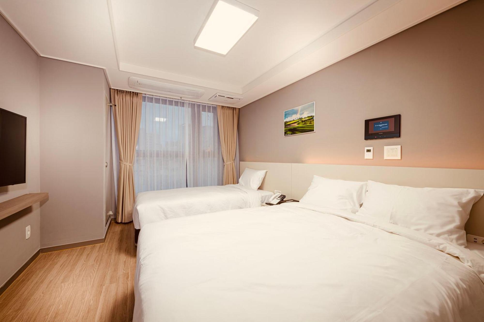 Sollago Myeongdong & 4* 首爾